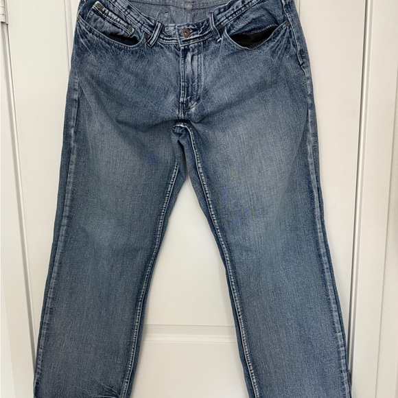 Urban Pipeline Relaxed Fit Blue Jeans - Picture 1 of 6
